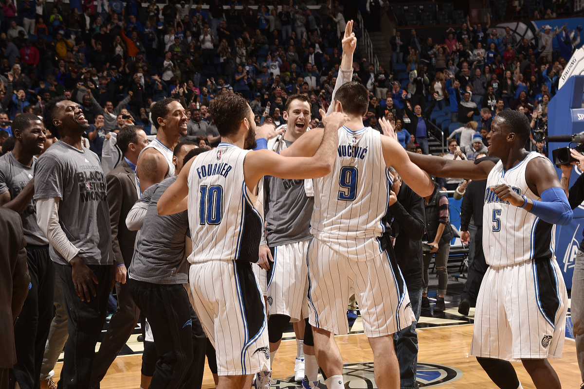 丹佛掘金发布备战花絮，国际比赛日完成体检，NBA总决赛任务艰巨，赛程密集仍需轮换的简单介绍