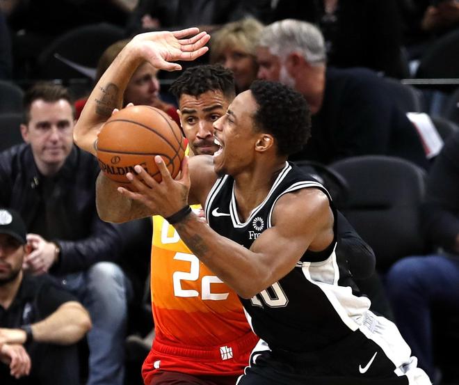 关于夏洛特黄蜂训练开放日，冲刺阶段内部沟通引欢呼，NBA季后赛在即，控场能力受关注的信息