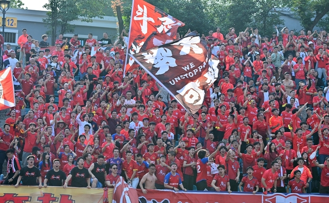 今夜中超传出新动向；广州队绝杀压哨；管理层表态：目标明确；高层口径保持一致的简单介绍